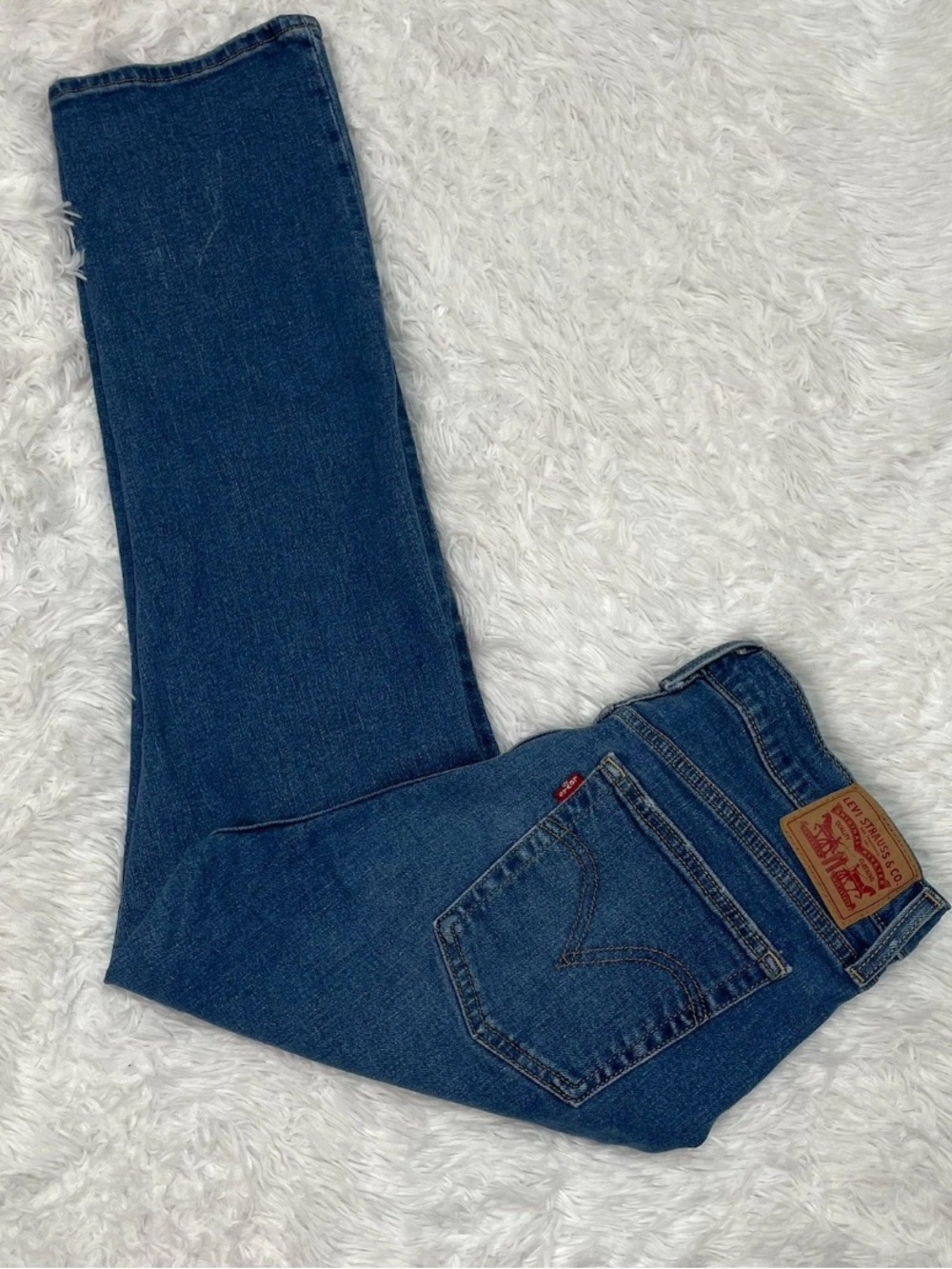 Levis Wedgie Straight Jeans Women’s Size 32 32x27 Blue Denim Button Fly